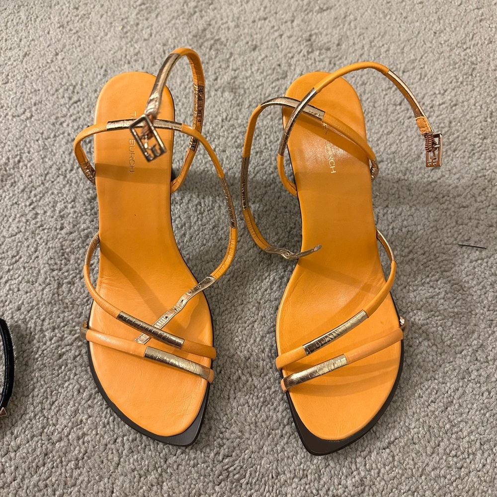 Tory Burch Sandals, like new.